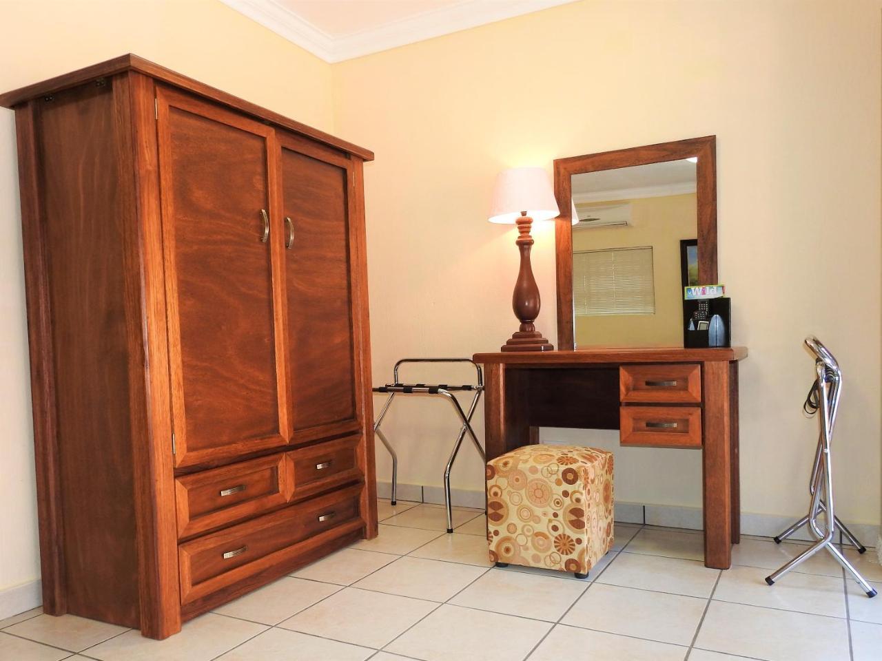 Ubuntu Bed And Breakfast Marloth Park Exterior foto