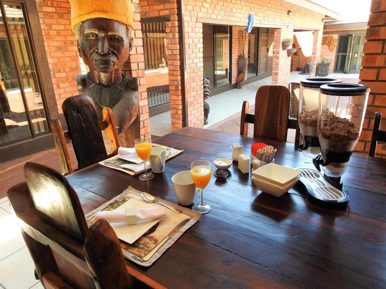 Ubuntu Bed And Breakfast Marloth Park Exterior foto